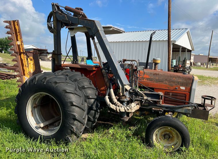 image for item LB9333 1993 Massey Ferguson 383  tractor