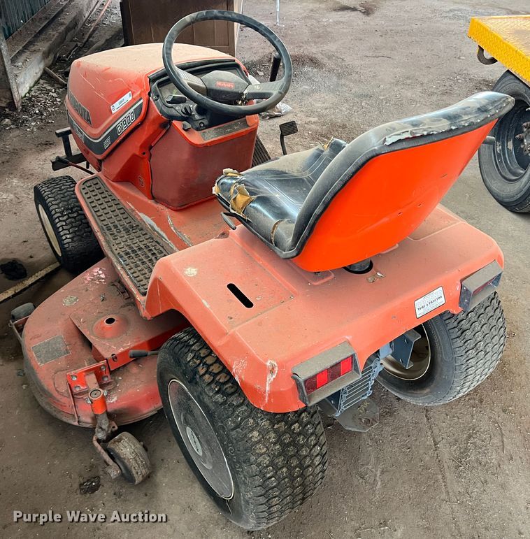 image for item LB9335 Kubota G1900  lawn mower