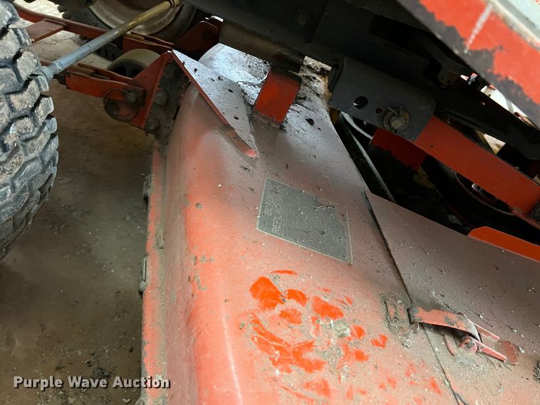 image for item LB9335 Kubota G1900  lawn mower