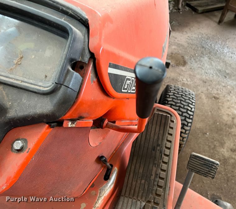 image for item LB9335 Kubota G1900  lawn mower