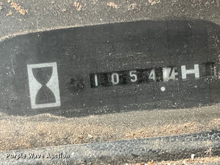 image for item LB9335 Kubota G1900  lawn mower