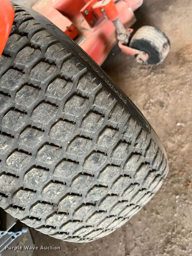 image for item LB9335 Kubota G1900  lawn mower