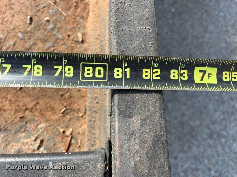 image for item LB9336 2006 Chevrolet 2500HD  Ext. Cab flatbed pickup truck