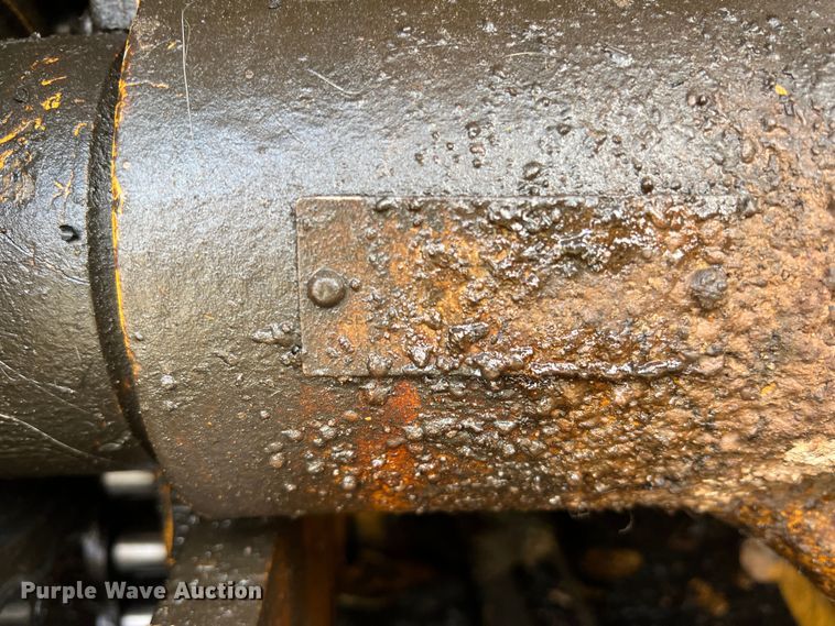 image for item LB9338 1999 Ferguson SP912  pneumatic roller