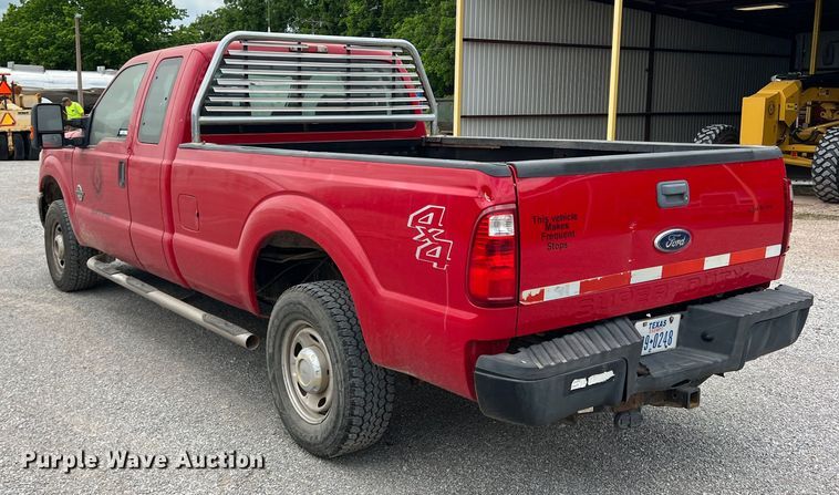 image for item LB9340 2011 Ford F250 Super Duty  SuperCab pickup truck