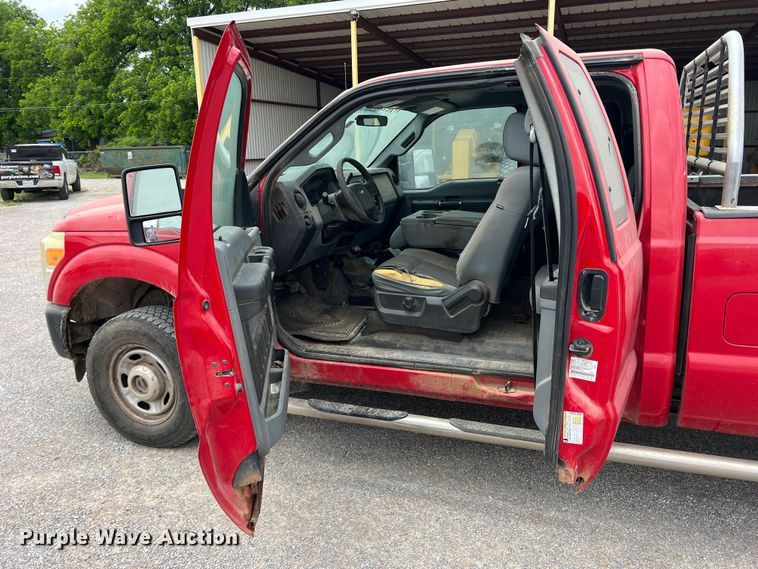 image for item LB9340 2011 Ford F250 Super Duty  SuperCab pickup truck