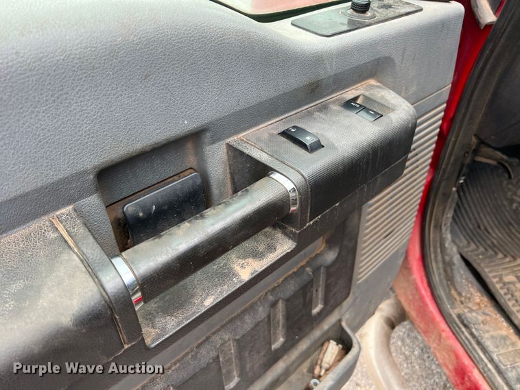 image for item LB9340 2011 Ford F250 Super Duty  SuperCab pickup truck