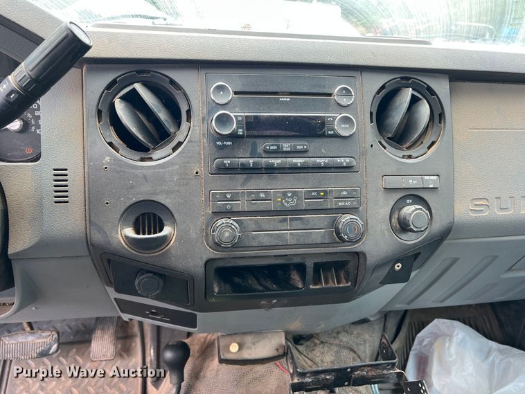 image for item LB9340 2011 Ford F250 Super Duty  SuperCab pickup truck