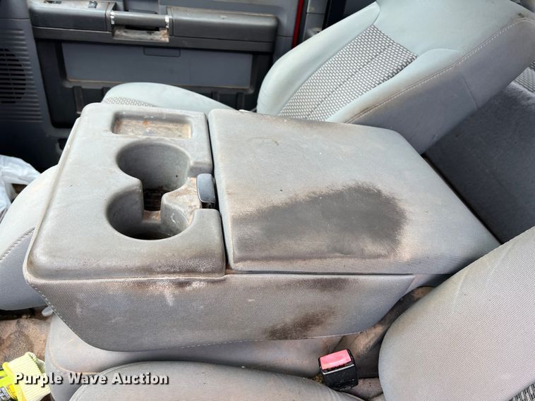 image for item LB9340 2011 Ford F250 Super Duty  SuperCab pickup truck