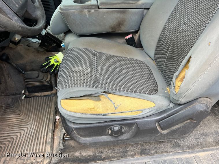 image for item LB9340 2011 Ford F250 Super Duty  SuperCab pickup truck