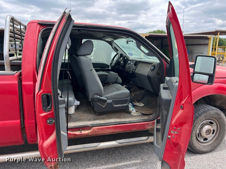 image for item LB9340 2011 Ford F250 Super Duty  SuperCab pickup truck