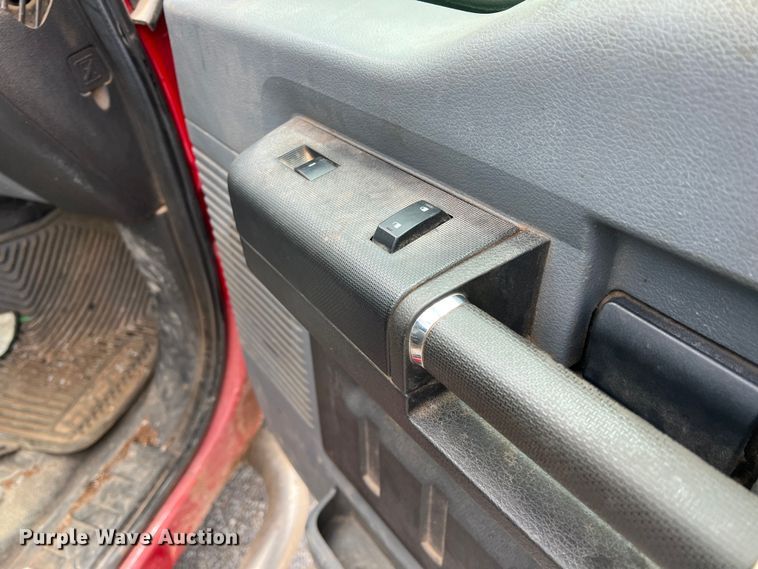 image for item LB9340 2011 Ford F250 Super Duty  SuperCab pickup truck