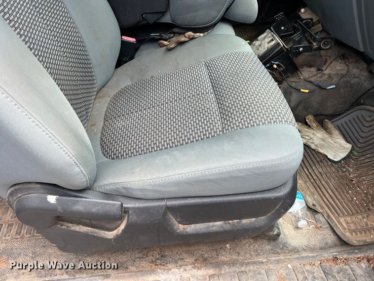 image for item LB9340 2011 Ford F250 Super Duty  SuperCab pickup truck