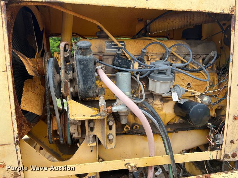 image for item LB9341 Ingram 9-2800-P  pneumatic roller