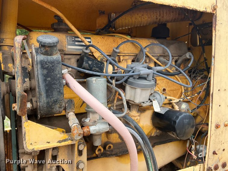 image for item LB9341 Ingram 9-2800-P  pneumatic roller