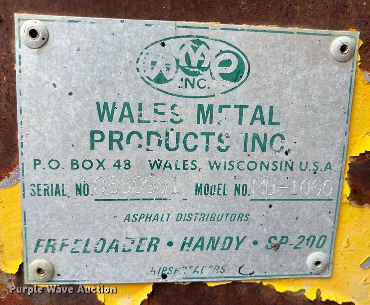 image for item LB9343 Wales MU-1000  oil distributor trailer