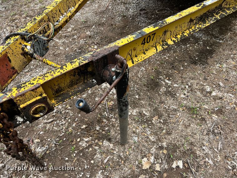 image for item LB9344 1983 Cleaver Brooks 2-B  melter applicator