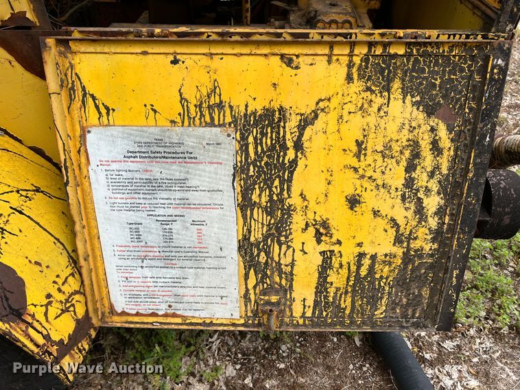 image for item LB9344 1983 Cleaver Brooks 2-B  melter applicator