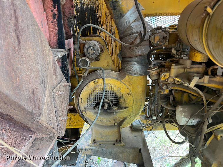 image for item LB9344 1983 Cleaver Brooks 2-B  melter applicator