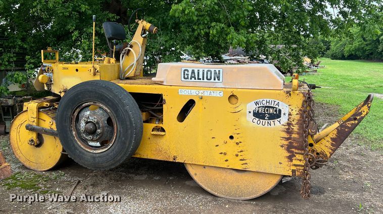 image for item LB9345 Galion  double drum roller