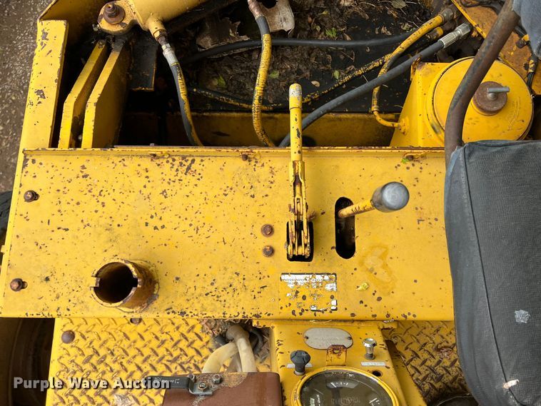 image for item LB9345 Galion  double drum roller