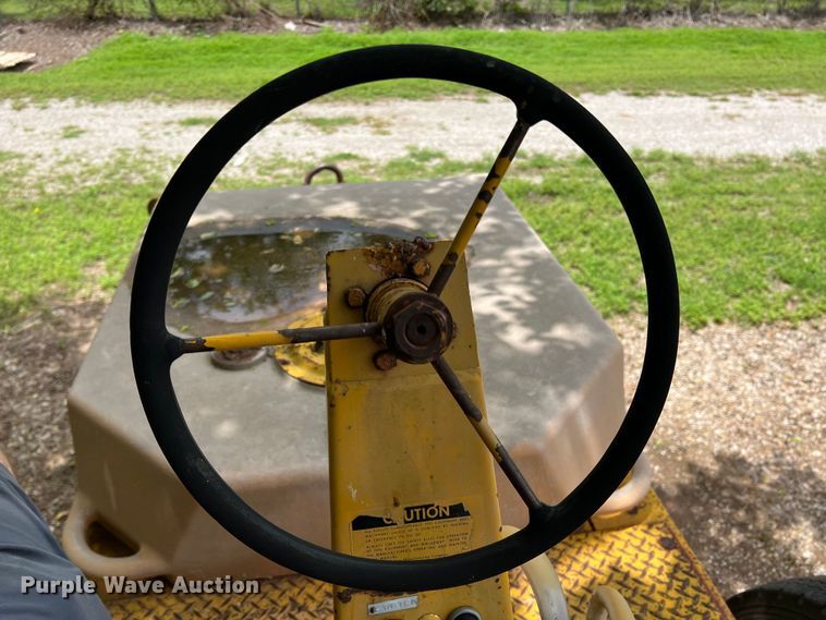 image for item LB9345 Galion  double drum roller