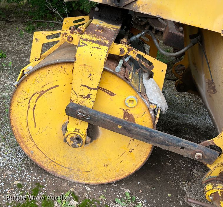 image for item LB9345 Galion  double drum roller