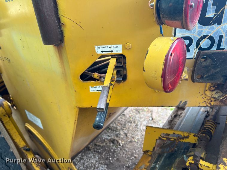 image for item LB9345 Galion  double drum roller