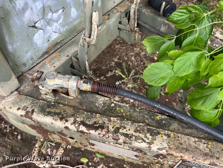 image for item LB9346 Johnson M105A2  utility trailer