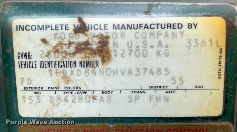 image for item LB9350 1987 Ford C800  oil distributor truck