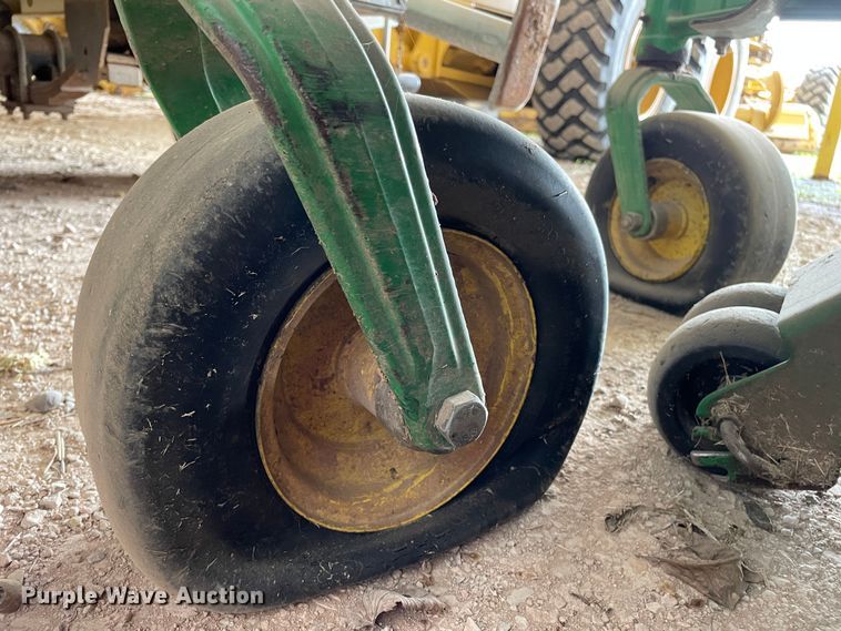 image for item LB9351 2010 John Deere 7 IRON II  ZTR lawn mower