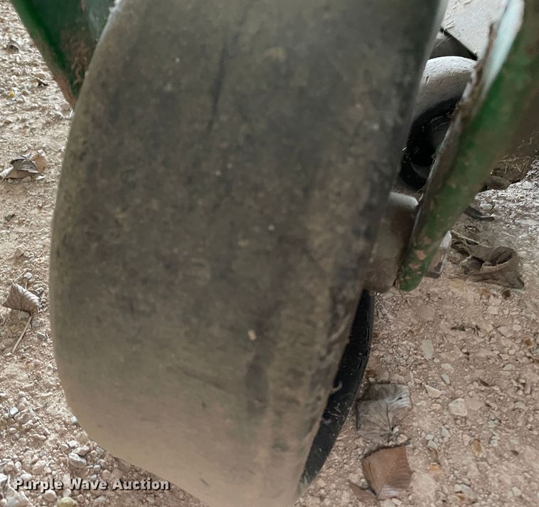 image for item LB9351 2010 John Deere 7 IRON II  ZTR lawn mower