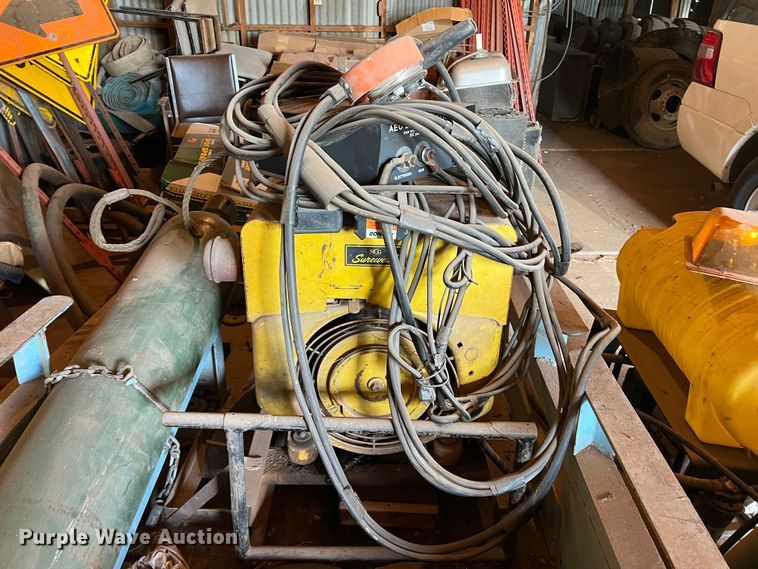 image for item LB9357 Sureweld 6CCK-331E/1F  welder/generator