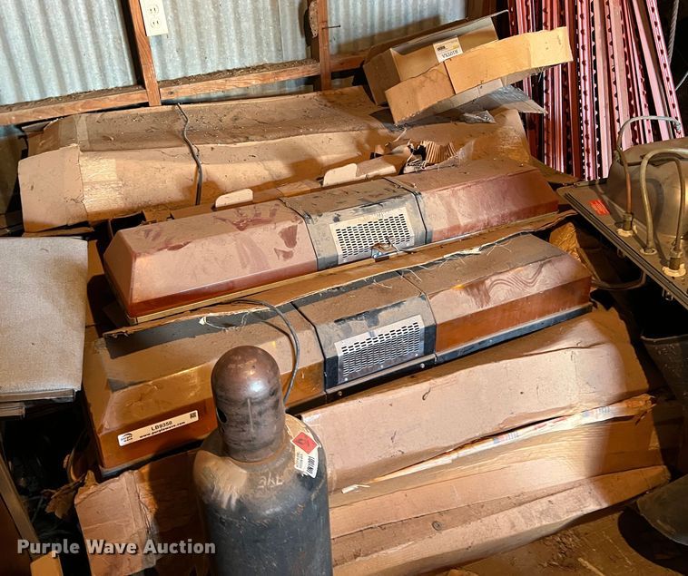 image for item LB9358 Approximately 20 light bars