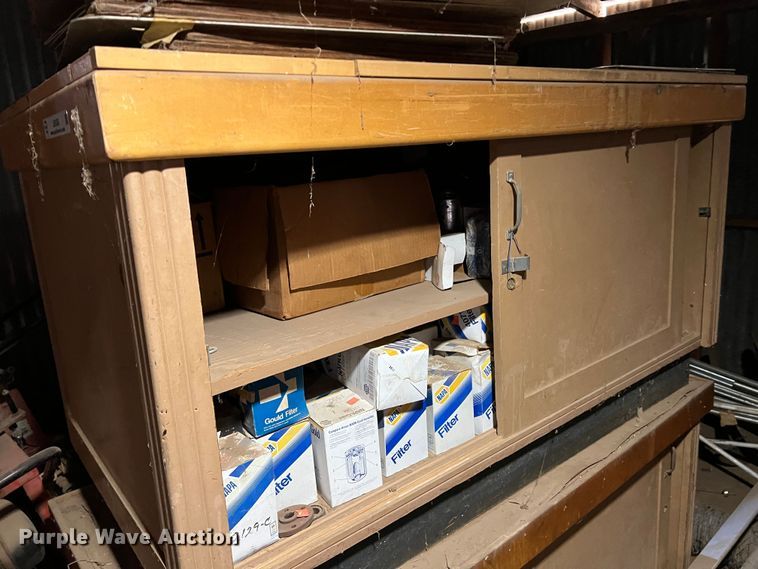 image for item LB9360 (3) work benches