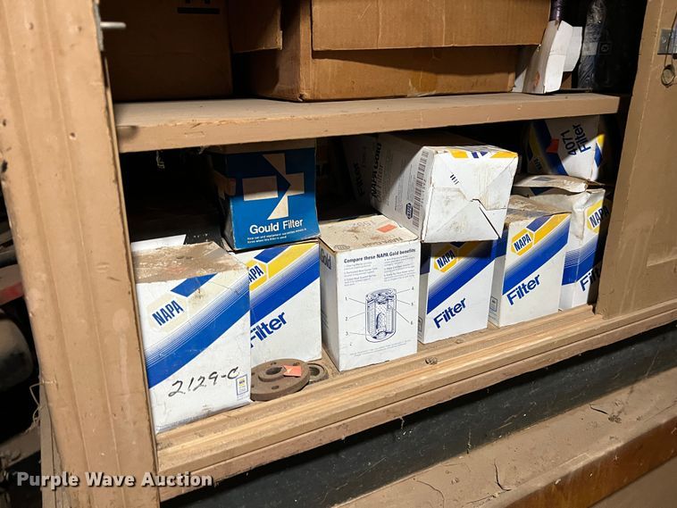 image for item LB9360 (3) work benches