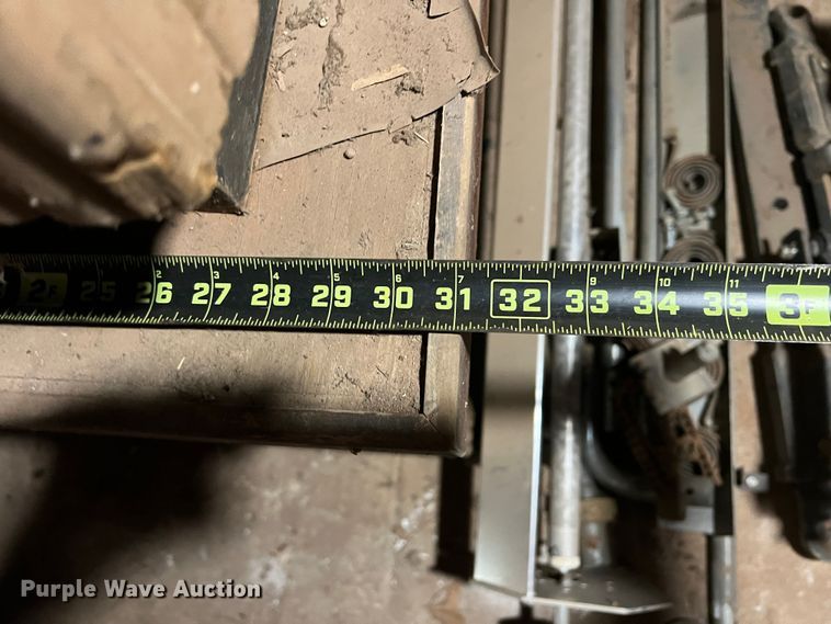 image for item LB9360 (3) work benches