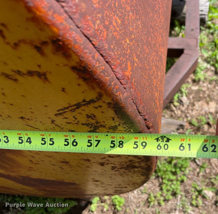 image for item LB9364 Steel water tank