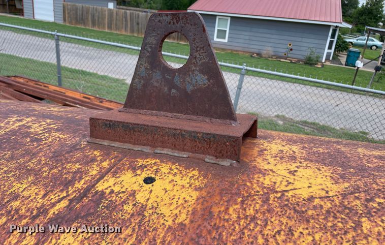 image for item LB9364 Steel water tank