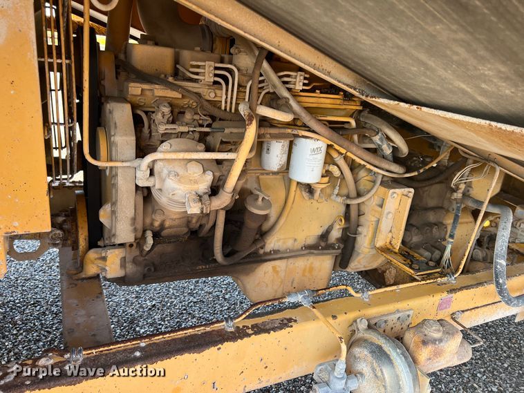 image for item LB9376 WHS 116  chip spreader