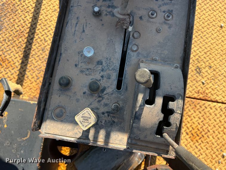 image for item LB9376 WHS 116  chip spreader