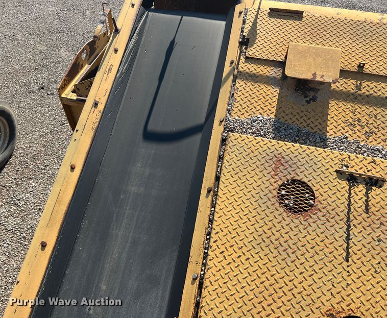 image for item LB9376 WHS 116  chip spreader