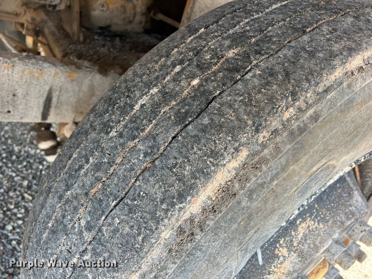 image for item LB9376 WHS 116  chip spreader