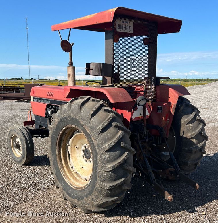image for item LB9377 1993 Case IH 895  tractor