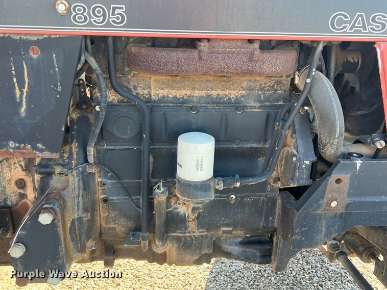 image for item LB9377 1993 Case IH 895  tractor