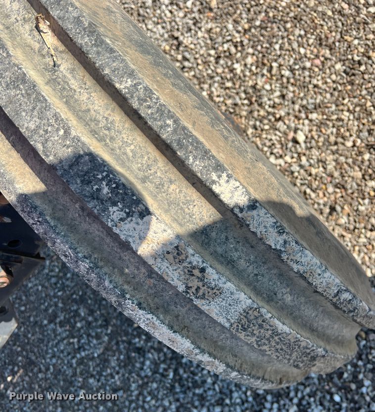 image for item LB9377 1993 Case IH 895  tractor