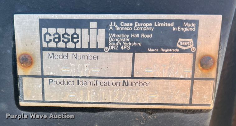 image for item LB9377 1993 Case IH 895  tractor
