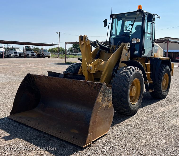 image for item LB9378 2016 Caterpillar 918M  wheel loader