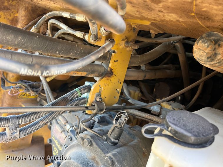 image for item LB9378 2016 Caterpillar 918M  wheel loader