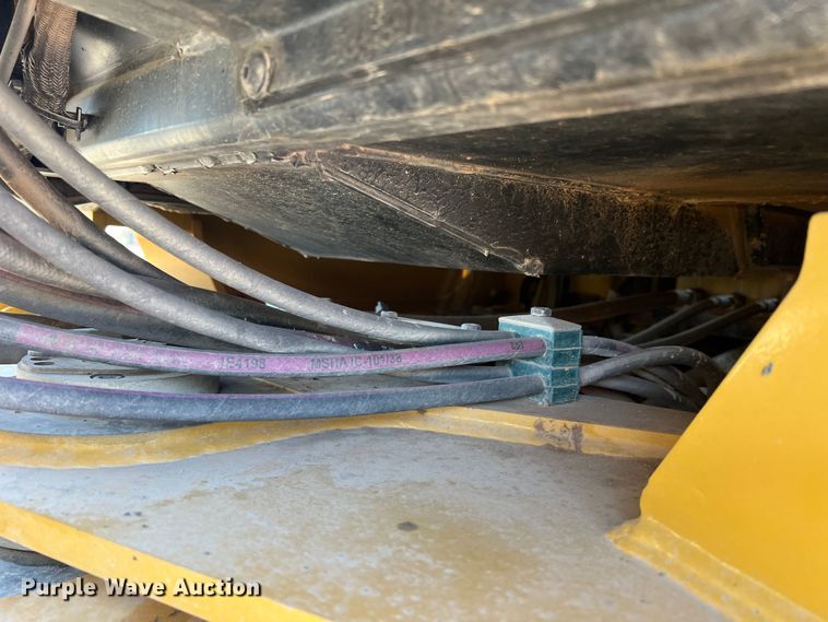 image for item LB9378 2016 Caterpillar 918M  wheel loader